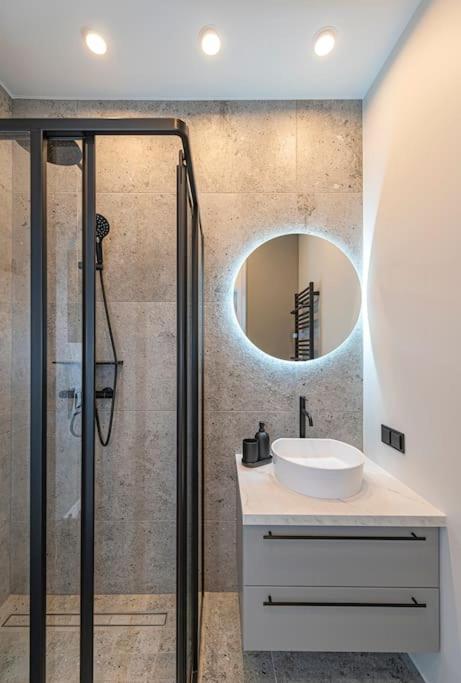 Lovely 1Bd Central Apartment By Hostlovers Kaunas Eksteriør billede